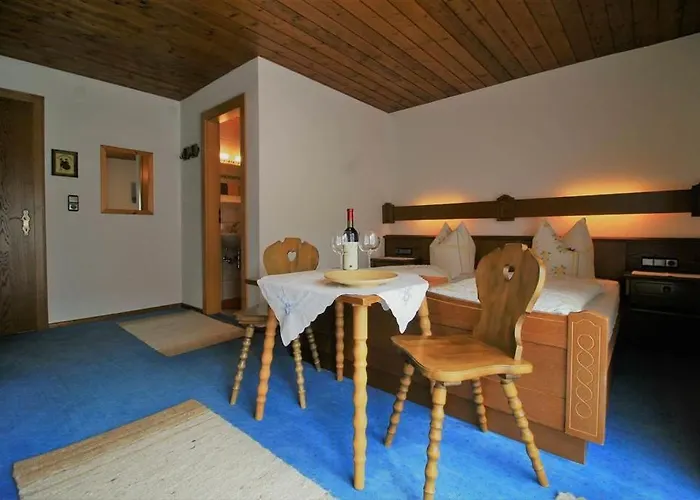 Haus Simone - Tschofen Waltraud